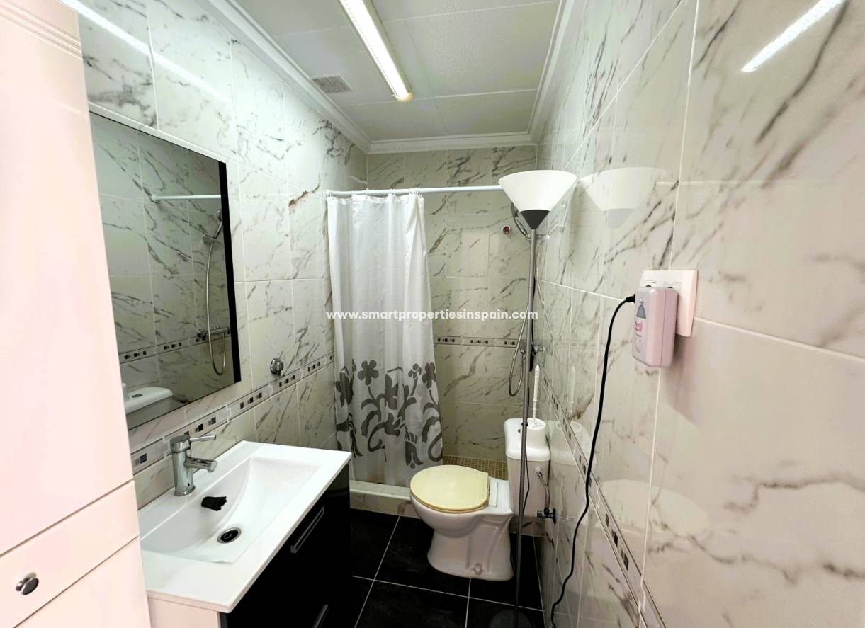 Wederverkoop - Semi Detached House - La Marina - Urbanización La Marina
