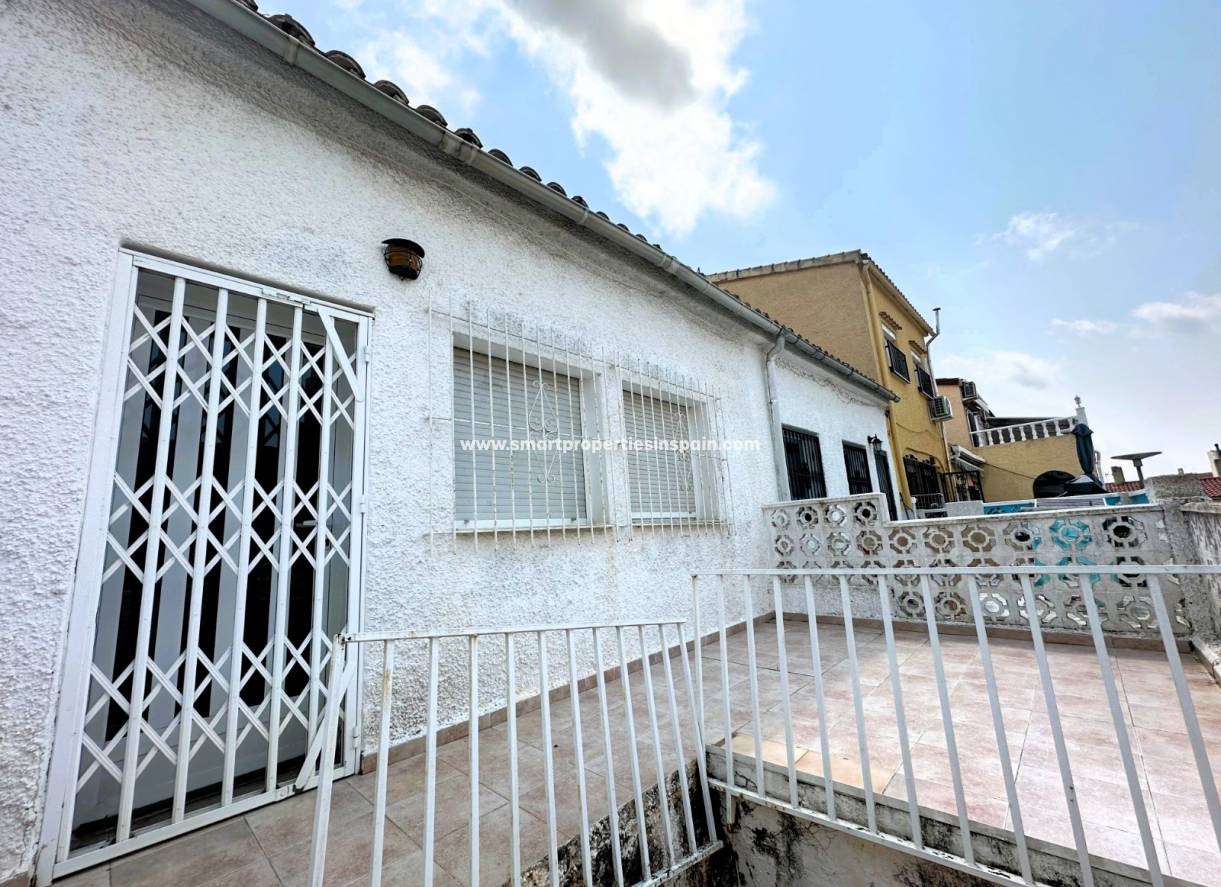 Wederverkoop - Semi Detached House - La Marina - Urbanización La Marina