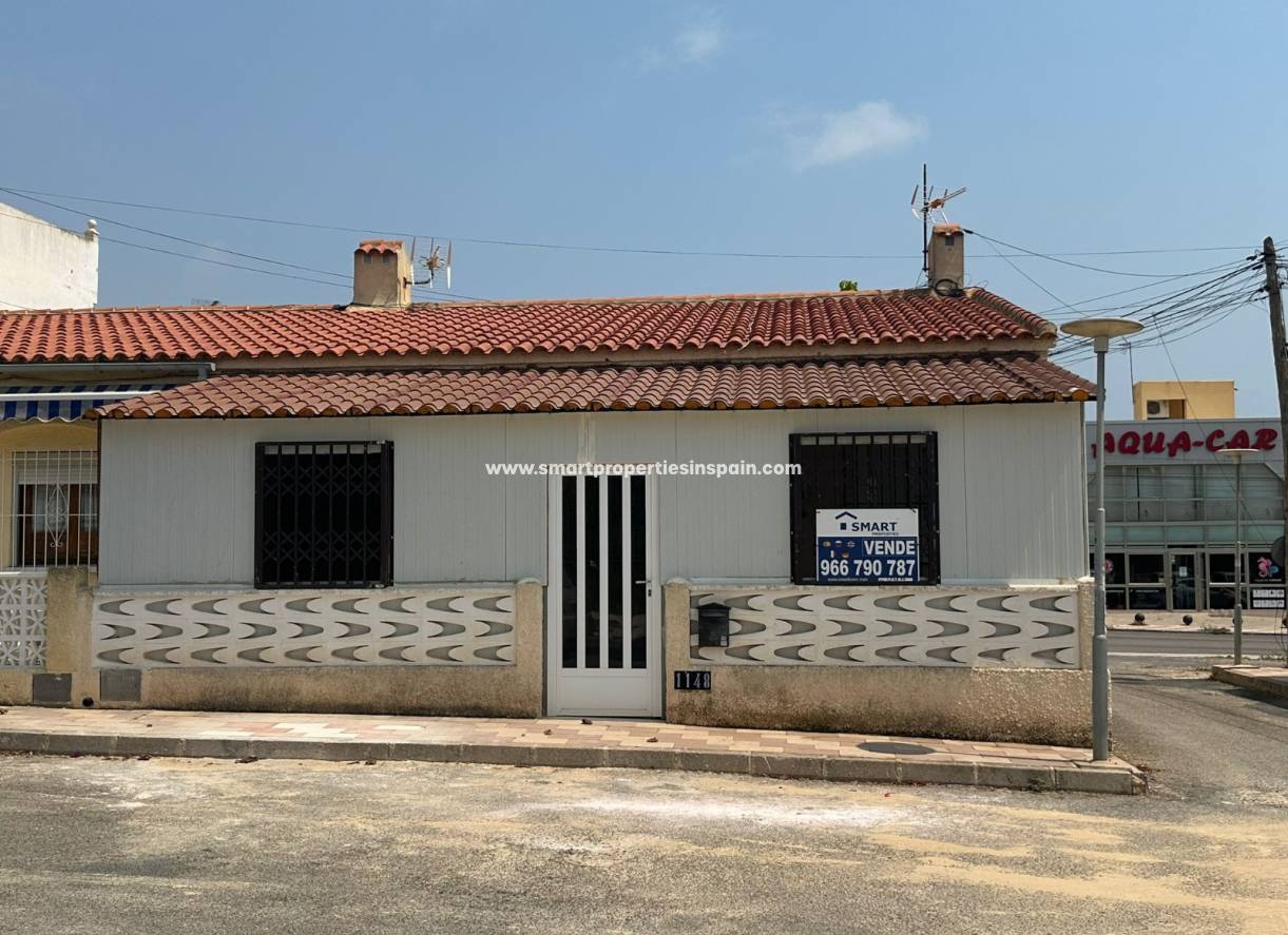 Wederverkoop - Semi Detached House - La Marina - Urbanización La Marina