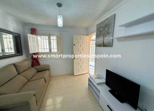 Wederverkoop - Semi Detached House - La Marina - Urbanización La Marina