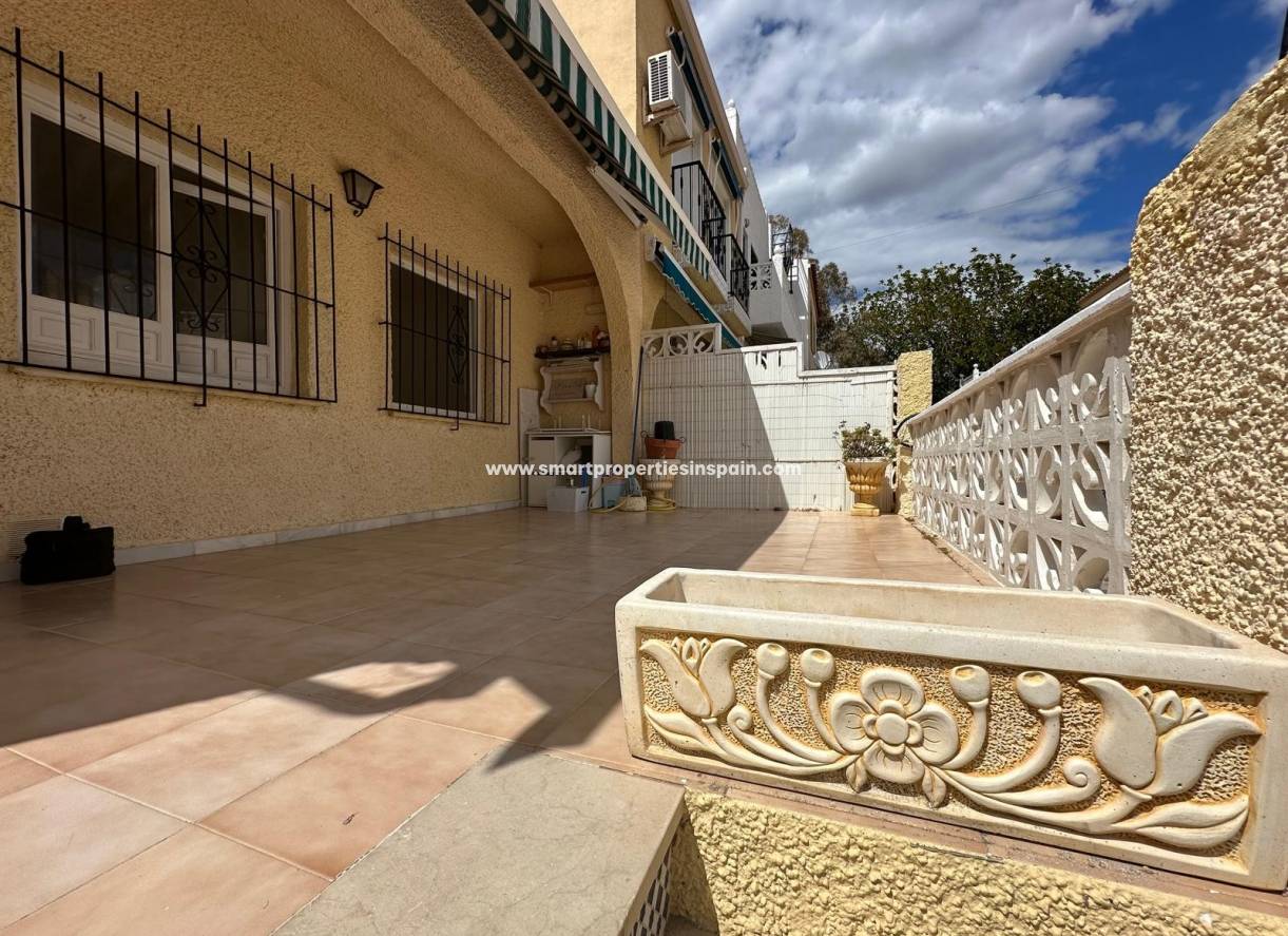 Wederverkoop - Semi Detached House - La Marina - Urbanización La Marina