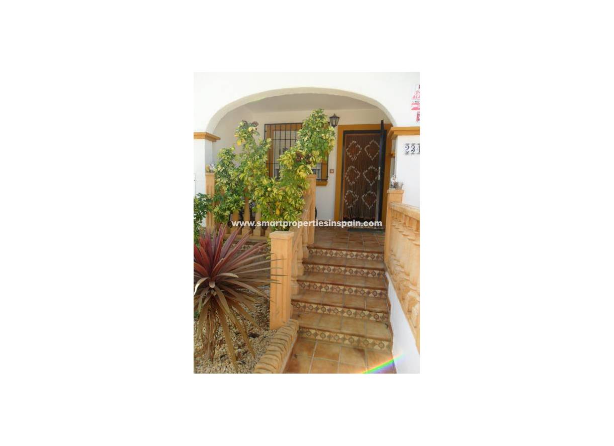 Wederverkoop - Semi Detached House - La Marina - Urbanización La Marina
