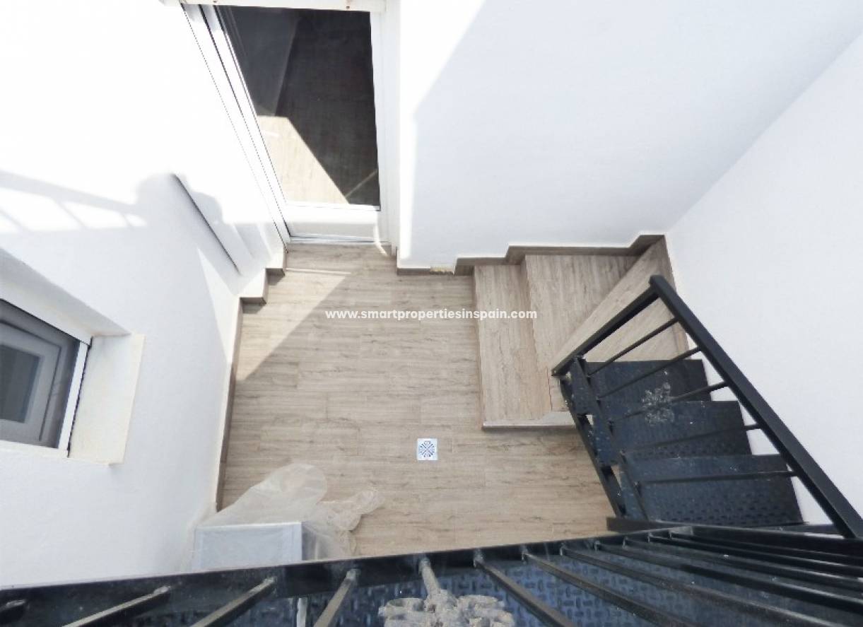 Wederverkoop - Semi Detached House - La Marina