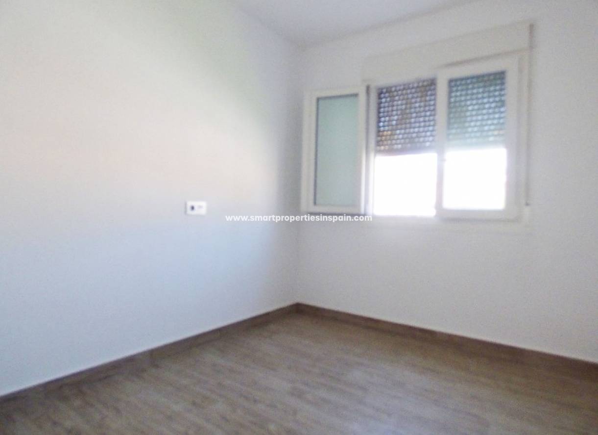 Wederverkoop - Semi Detached House - La Marina