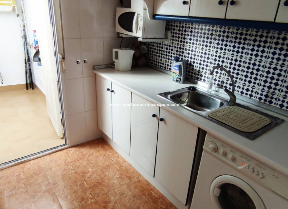 Wederverkoop - Semi Detached Villa - La Marina - Urbanización La Marina