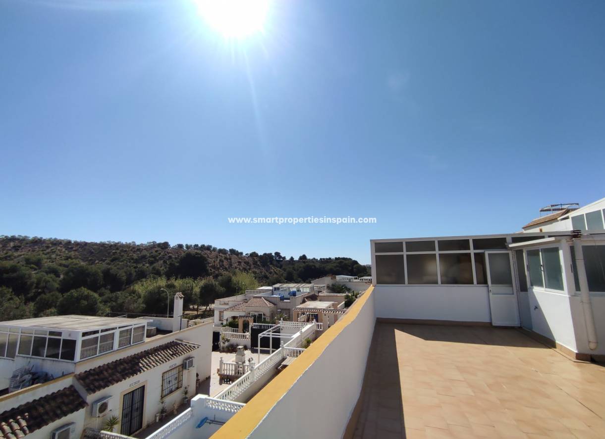 Wederverkoop - Semi Detached Villa - La Marina - Urbanización La Marina