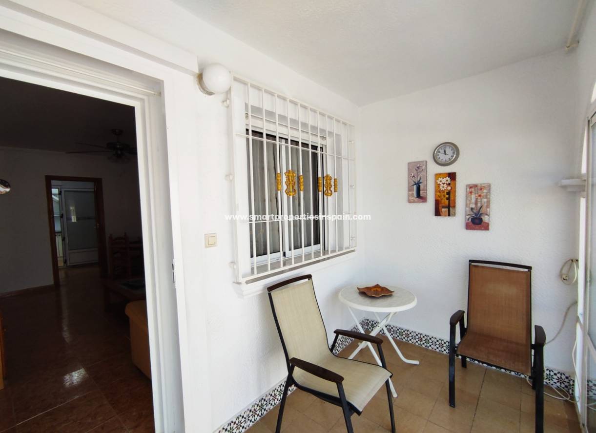 Wederverkoop - Semi Detached Villa - La Marina - Urbanización La Marina