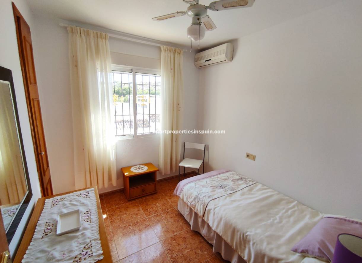 Wederverkoop - Semi Detached Villa - La Marina - Urbanización La Marina