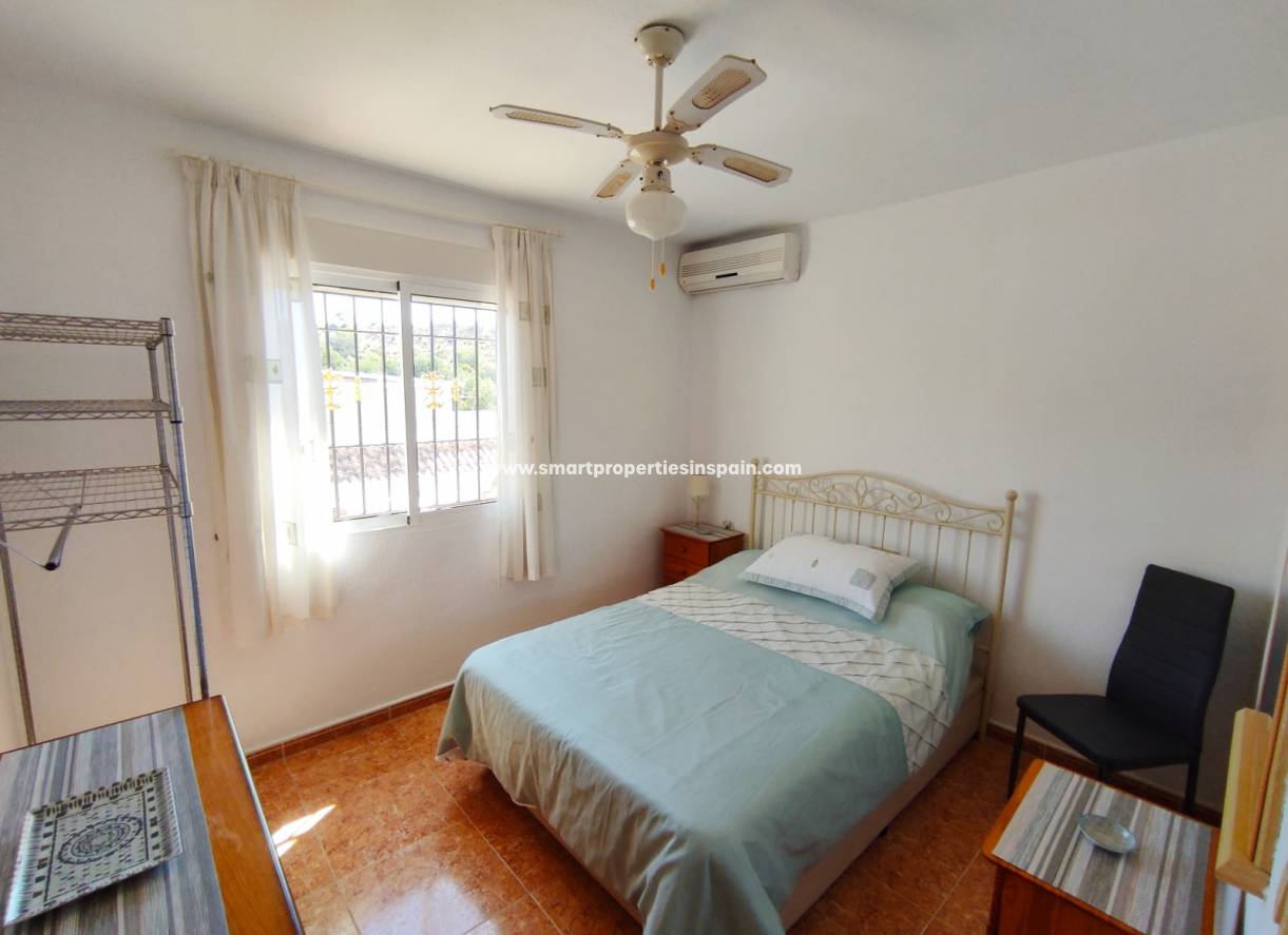 Wederverkoop - Semi Detached Villa - La Marina - Urbanización La Marina