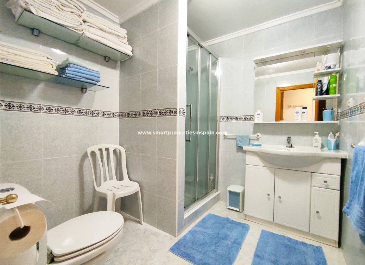 Wederverkoop - Semi Detached Villa - La Marina - Urbanización La Marina