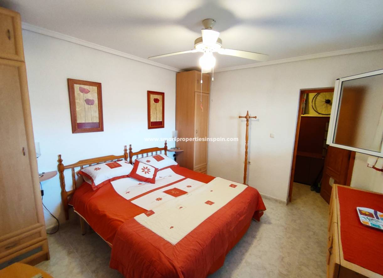 Wederverkoop - Semi Detached Villa - La Marina - Urbanización La Marina