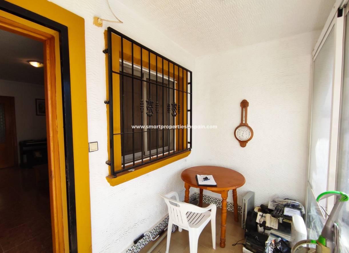 Wederverkoop - Semi Detached Villa - La Marina - Urbanización La Marina
