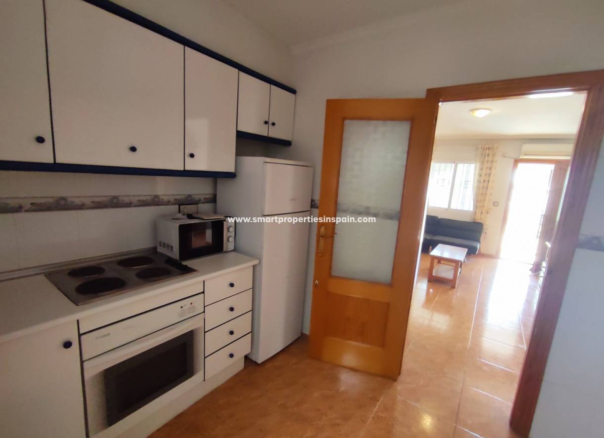Wederverkoop - Semi Detached Villa - La Marina - Urbanización La Marina