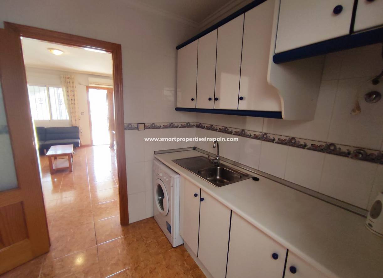 Wederverkoop - Semi Detached Villa - La Marina - Urbanización La Marina