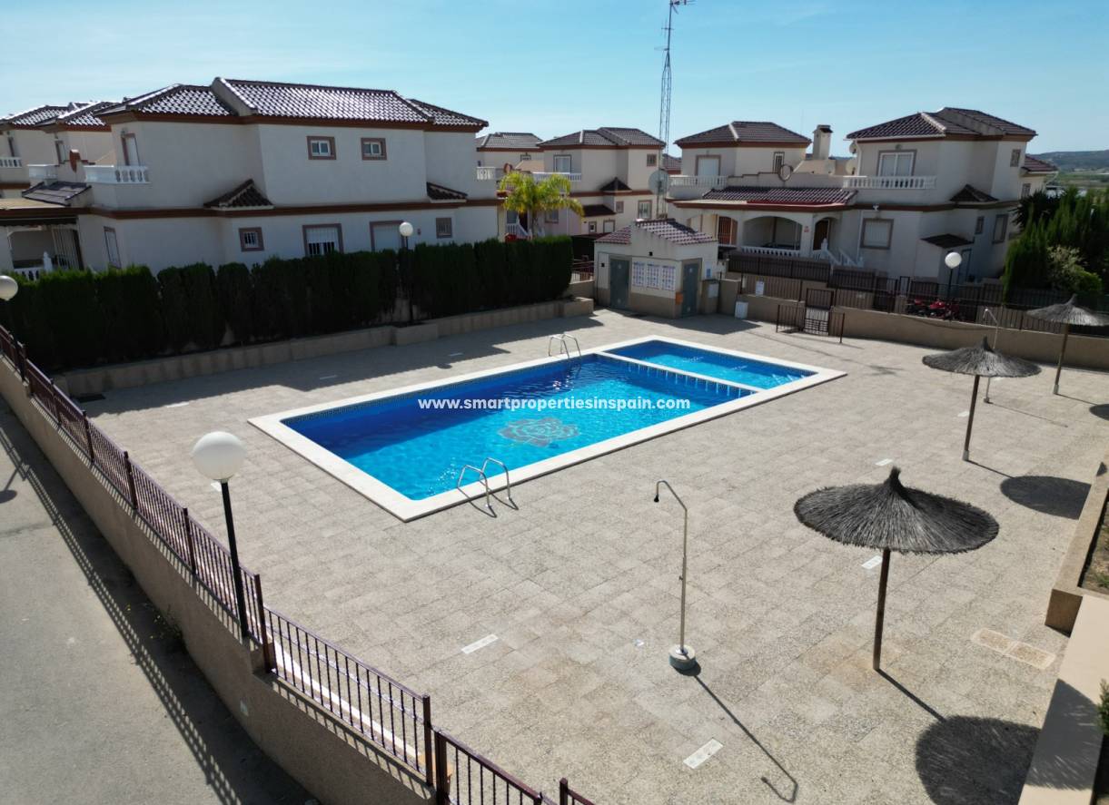 Wederverkoop - Semi Detached Villa - La Marina - Urbanización La Marina