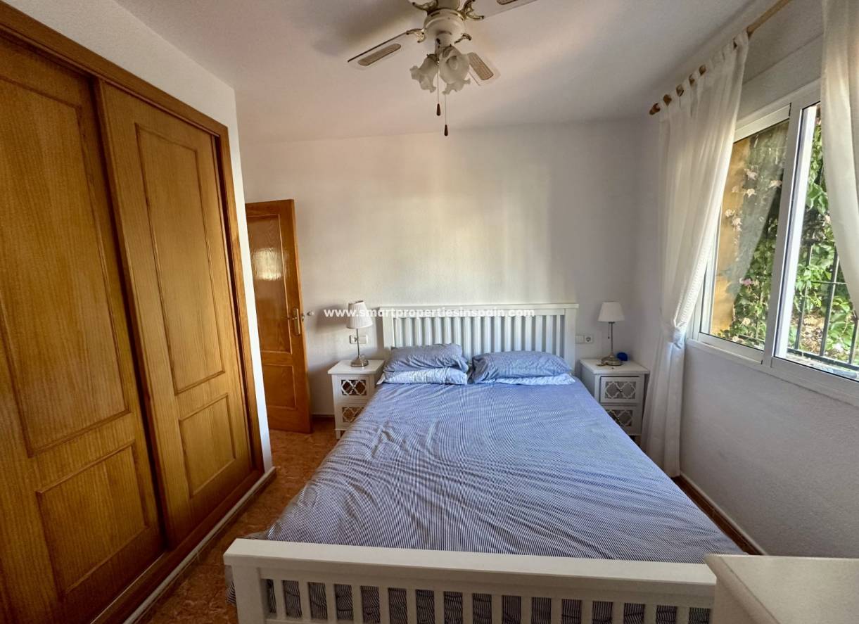Wederverkoop - Semi Detached Villa - La Marina - Urbanización La Marina