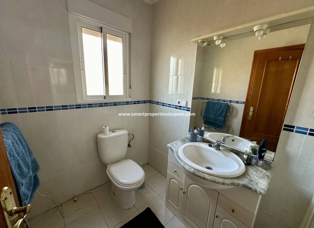 Wederverkoop - Semi Detached Villa - La Marina - Urbanización La Marina