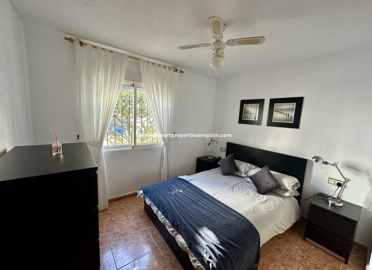 Wederverkoop - Semi Detached Villa - La Marina - Urbanización La Marina