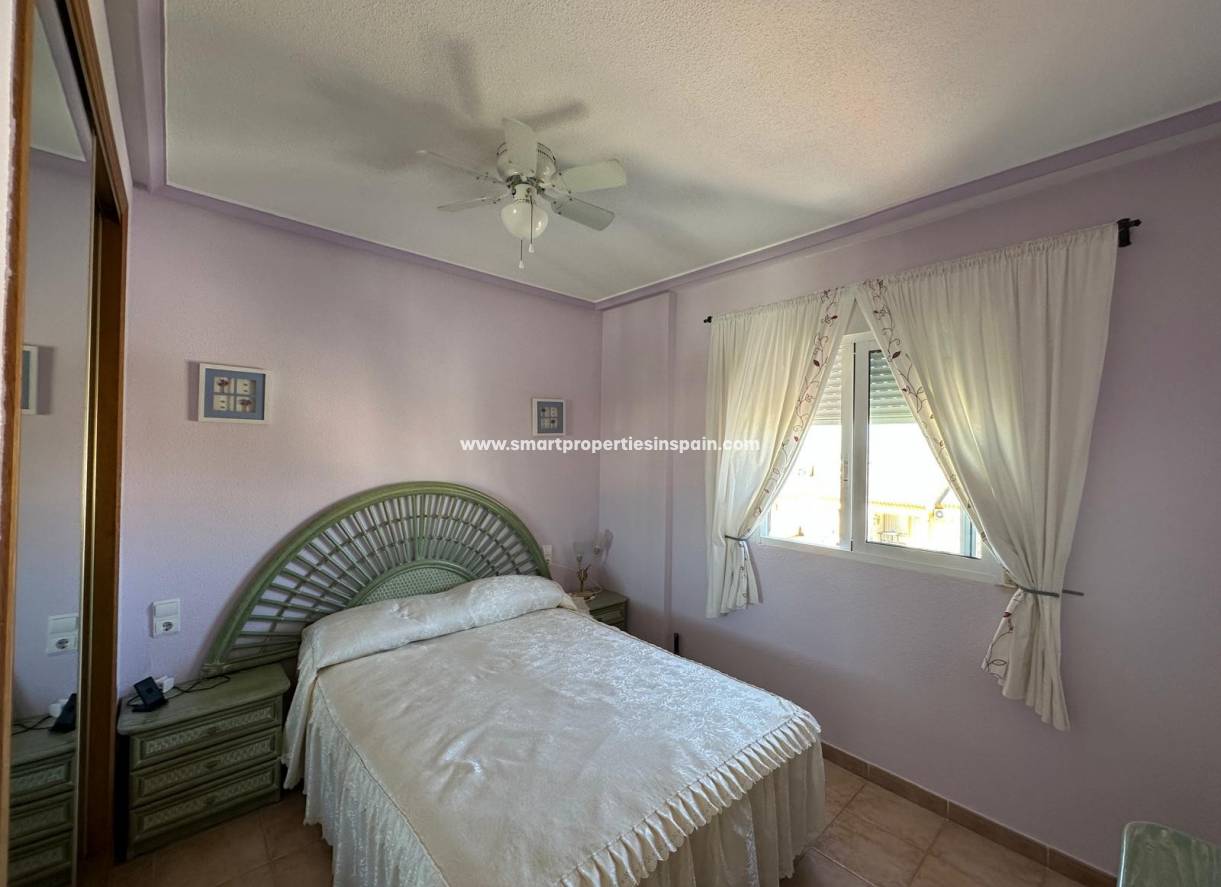 Wederverkoop - Semi Detached Villa - La Marina - Urbanización La Marina