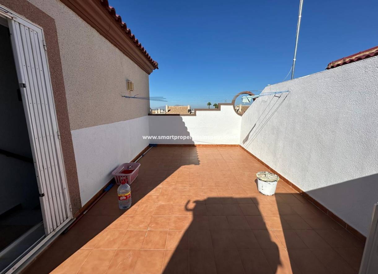 Wederverkoop - Semi Detached Villa - La Marina - Urbanización La Marina