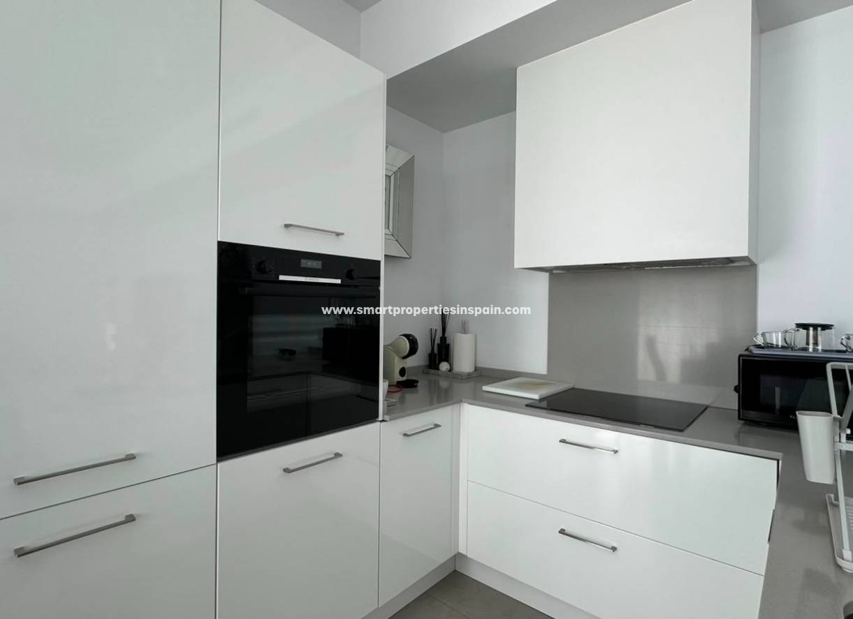 Wederverkoop - Semi Detached Villa - La Marina - Urbanización La Marina