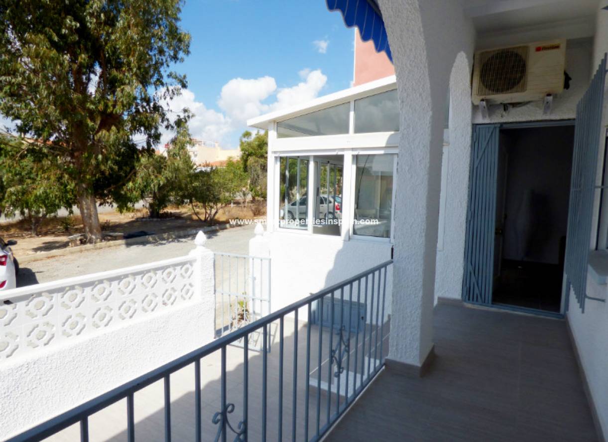 Wederverkoop - Townhouse - La Marina - Urbanización La Marina