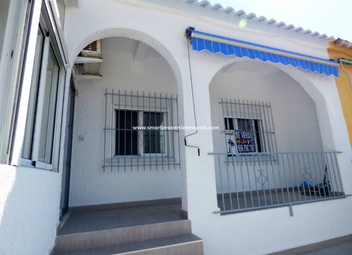 Wederverkoop - Townhouse - La Marina - Urbanización La Marina