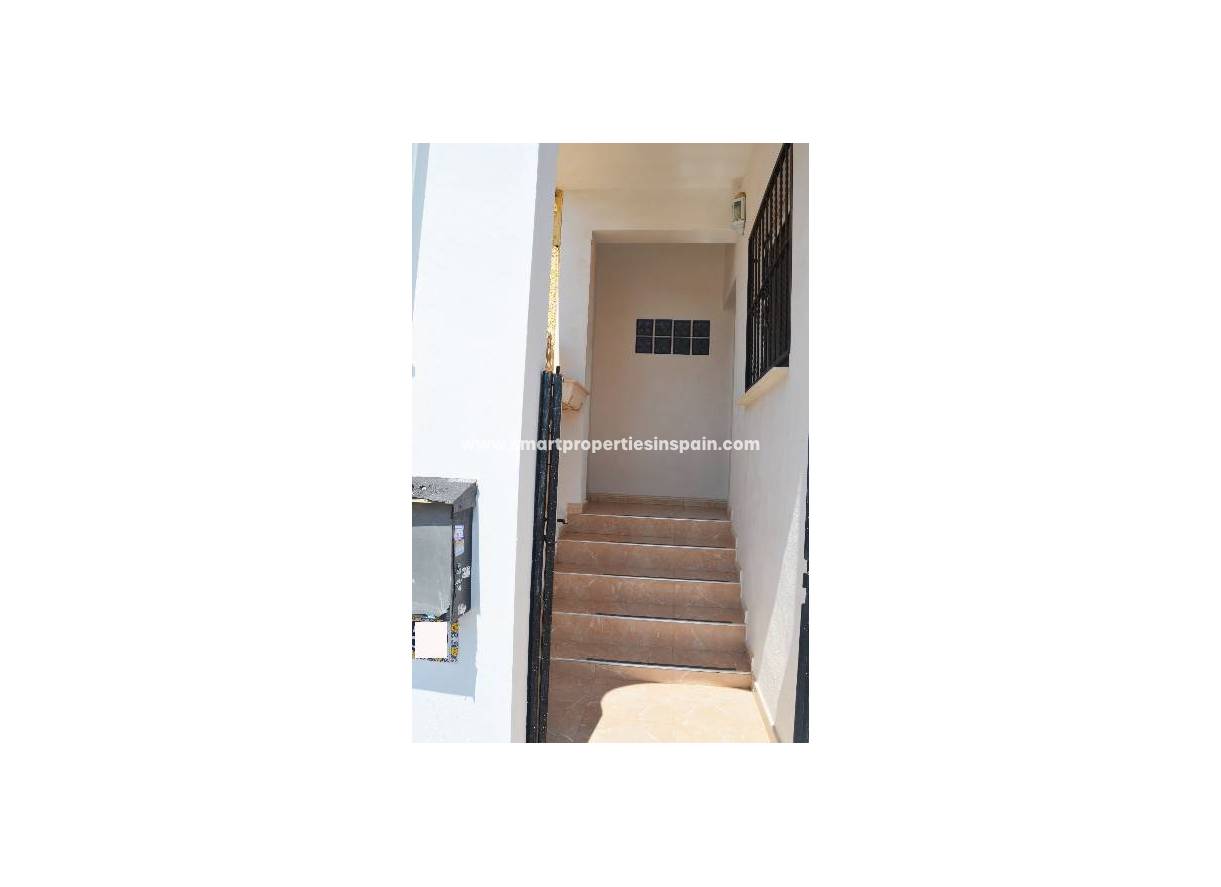 Wederverkoop - Townhouse - La Marina - Urbanización La Marina