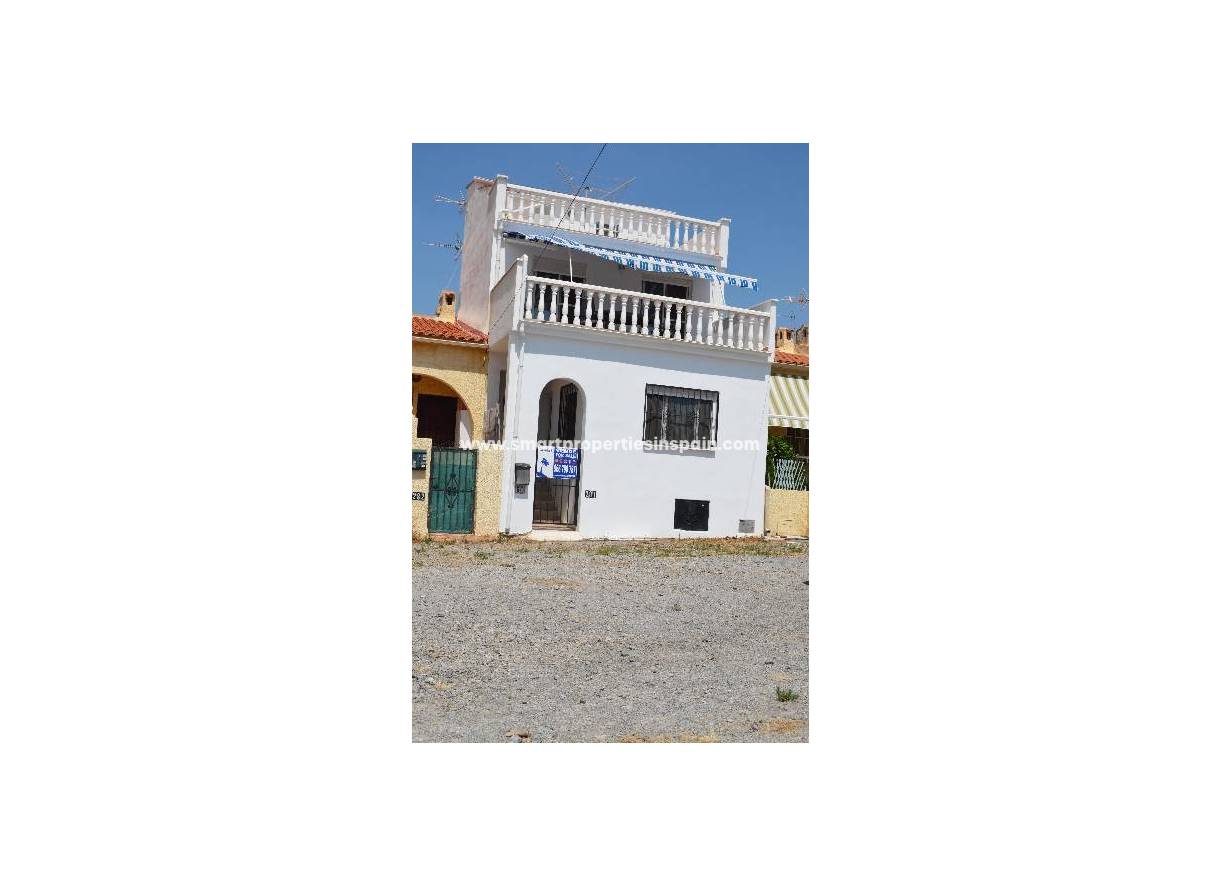 Wederverkoop - Townhouse - La Marina - Urbanización La Marina