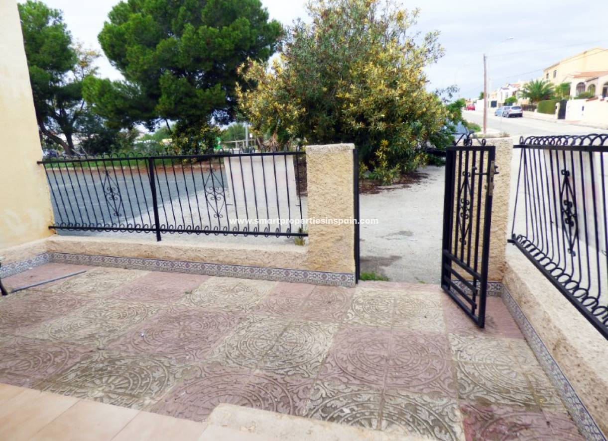 Wederverkoop - Townhouse - La Marina - Urbanización La Marina