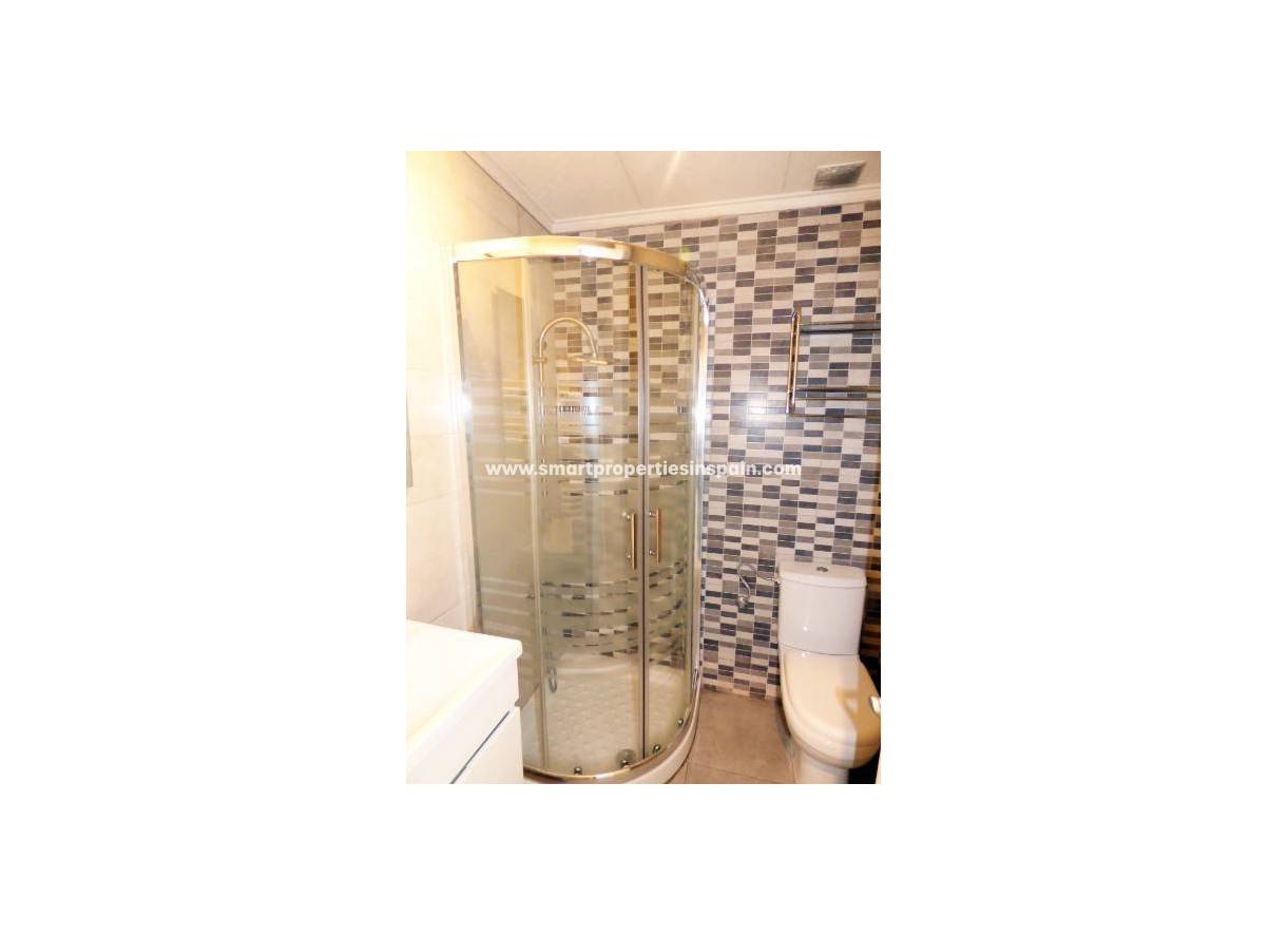 Wederverkoop - Townhouse - La Marina - Urbanización La Marina