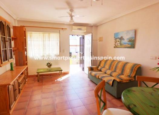 Wederverkoop - Townhouse - La Marina - Urbanización La Marina