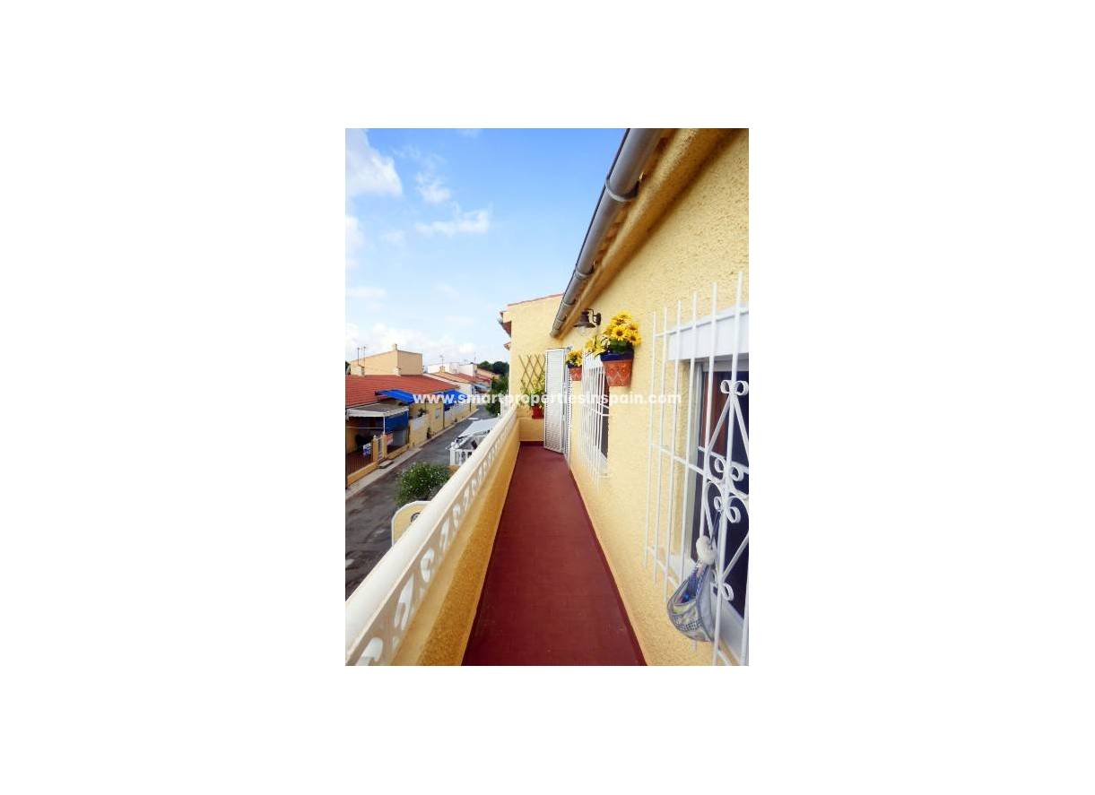 Wederverkoop - Townhouse - La Marina - Urbanización La Marina
