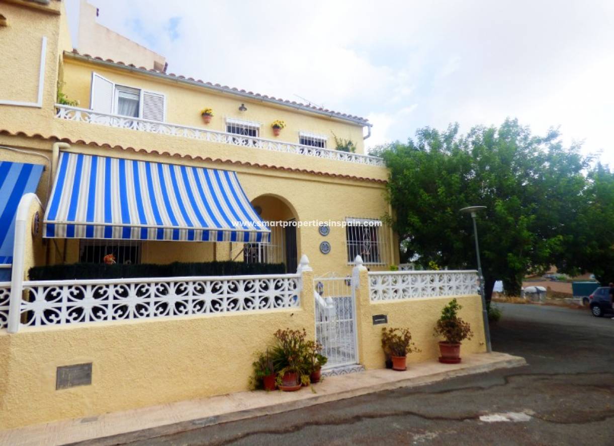 Wederverkoop - Townhouse - La Marina - Urbanización La Marina