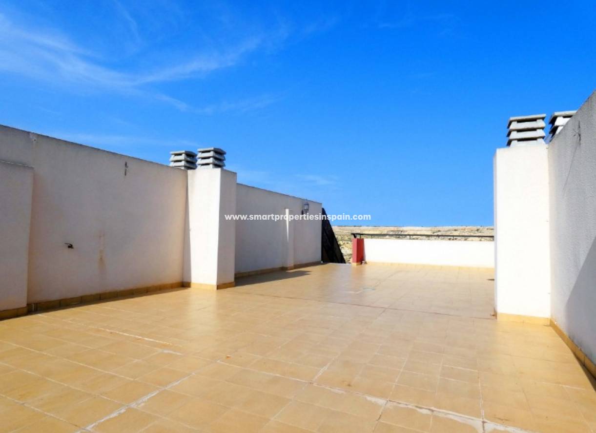 Wederverkoop - Townhouse - La Marina - Urbanización La Marina