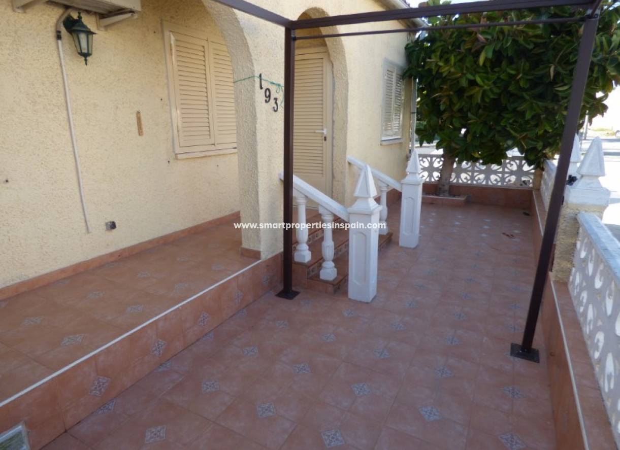 Wederverkoop - Townhouse - La Marina - Urbanización La Marina