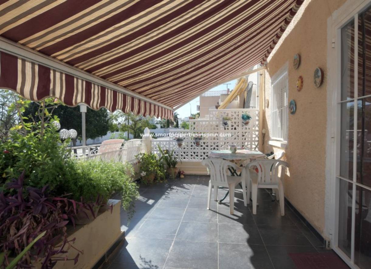 Wederverkoop - Townhouse - La Marina - Urbanización La Marina