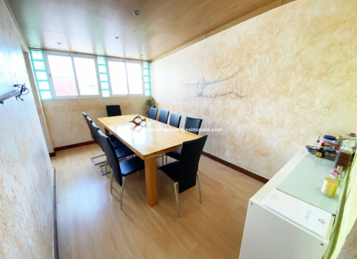 Wederverkoop - Townhouse - La Marina - Urbanización La Marina