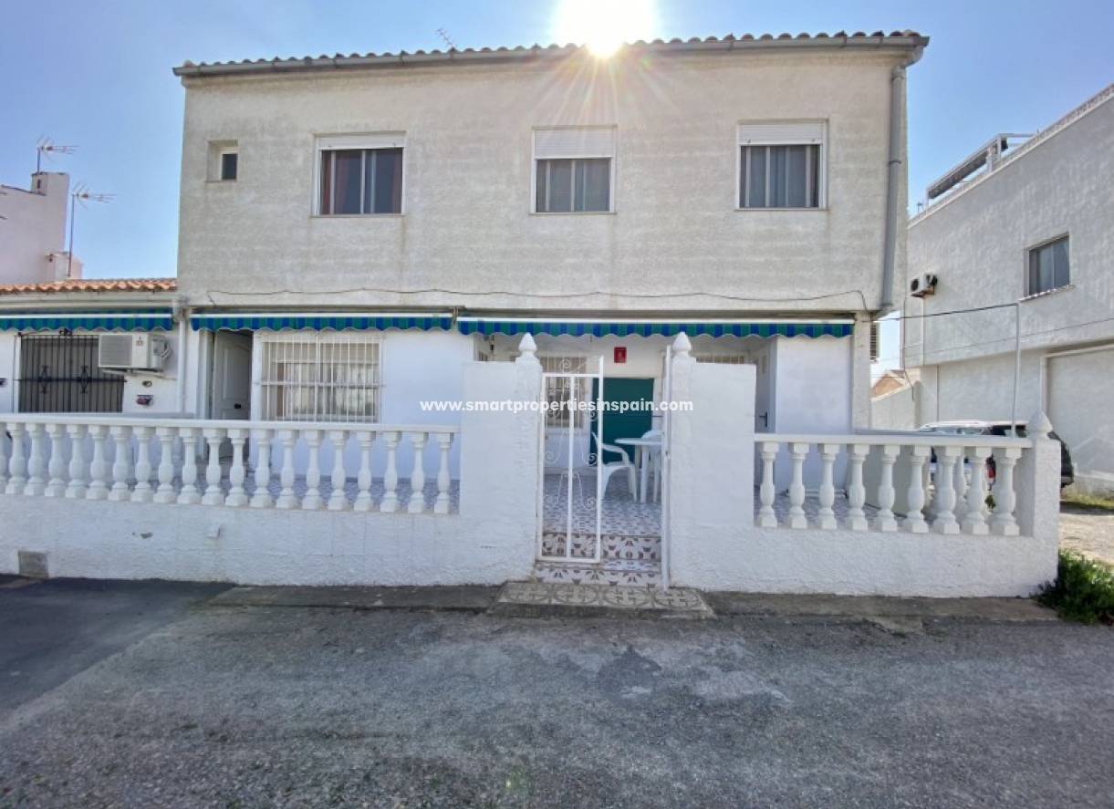 Wederverkoop - Townhouse - La Marina - Urbanización La Marina