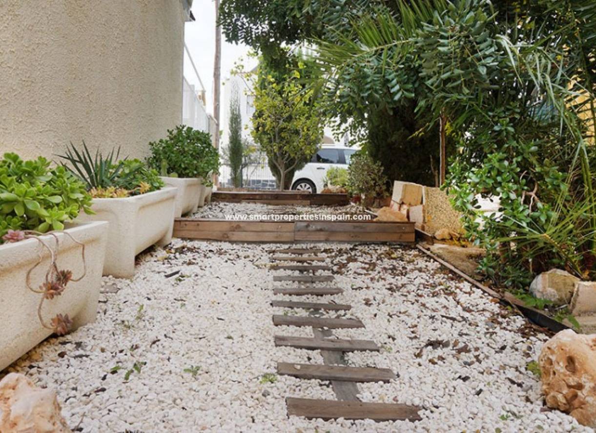 Wederverkoop - Townhouse - La Marina - Urbanización La Marina
