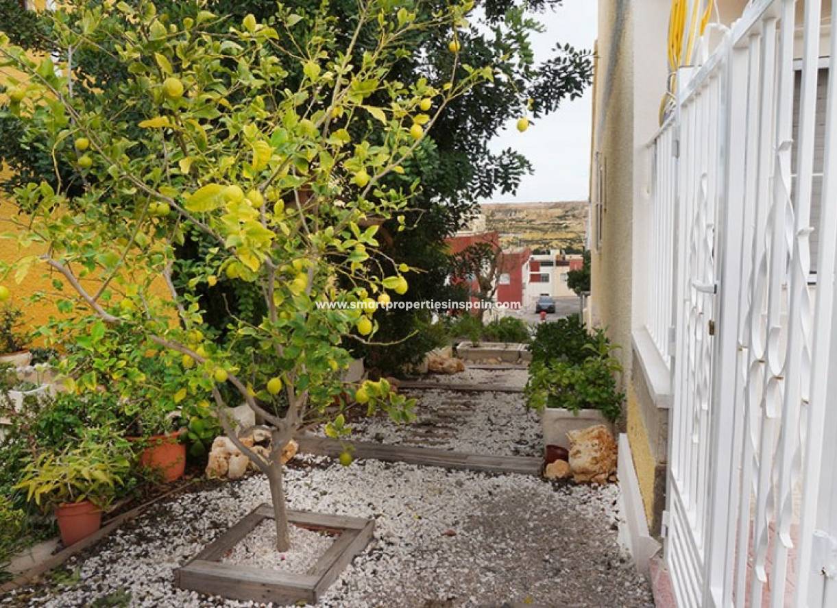 Wederverkoop - Townhouse - La Marina - Urbanización La Marina