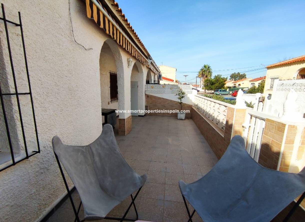 Wederverkoop - Townhouse - La Marina - Urbanización La Marina