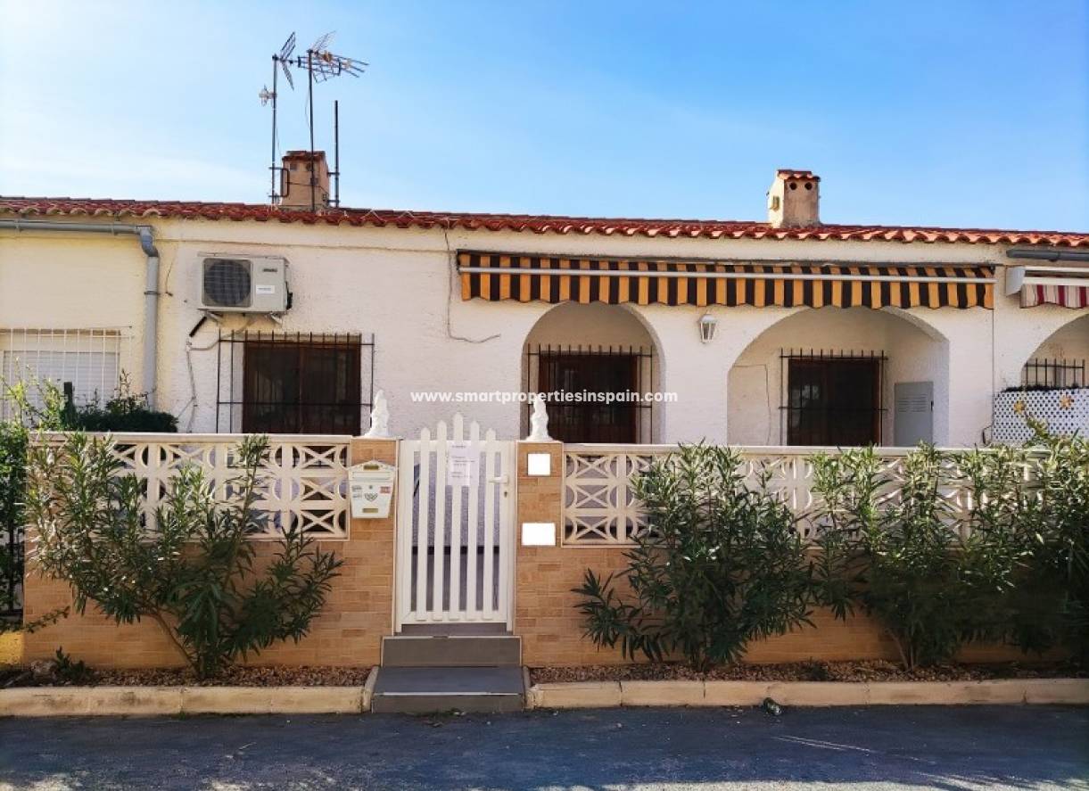 Wederverkoop - Townhouse - La Marina - Urbanización La Marina