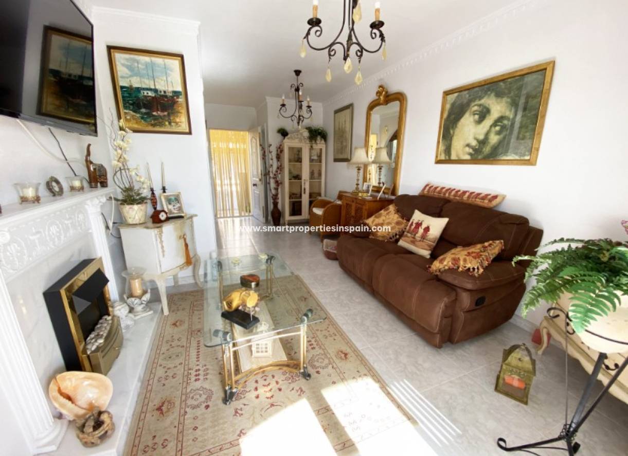 Wederverkoop - Townhouse - La Marina - Urbanización La Marina