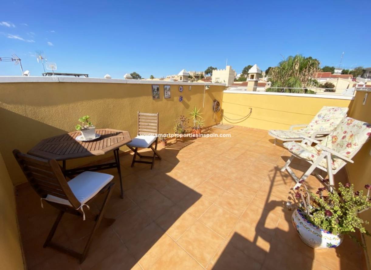 Wederverkoop - Townhouse - La Marina - Urbanización La Marina