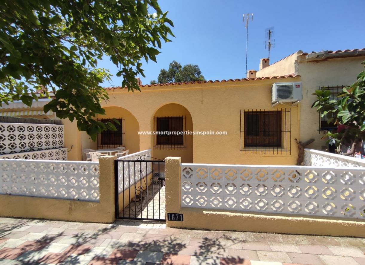 Wederverkoop - Townhouse - La Marina - Urbanización La Marina