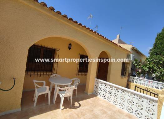 Wederverkoop - Townhouse - La Marina - Urbanización La Marina