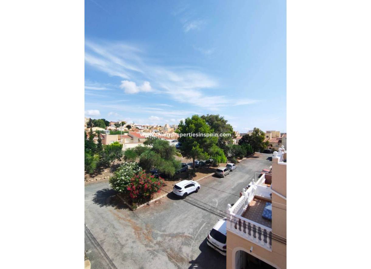 Wederverkoop - Townhouse - La Marina - Urbanización La Marina