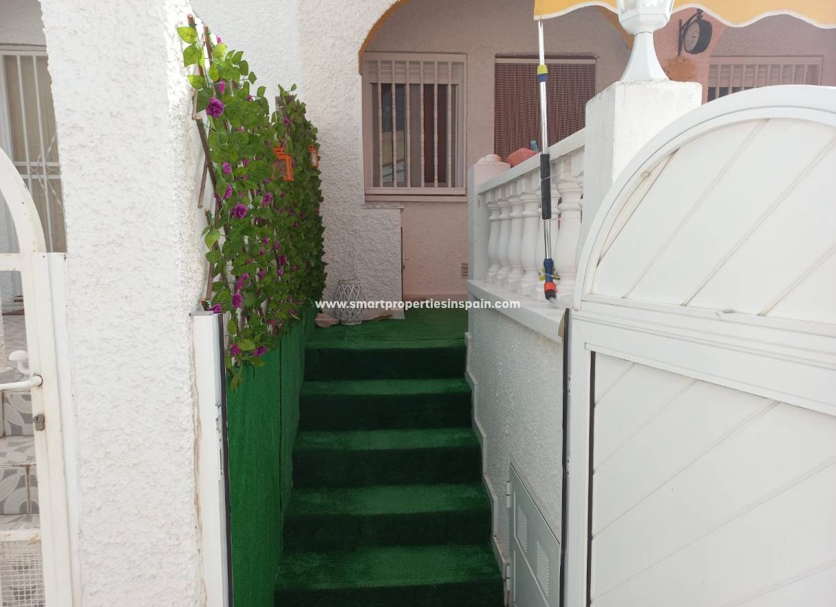 Wederverkoop - Townhouse - La Marina - Urbanización La Marina