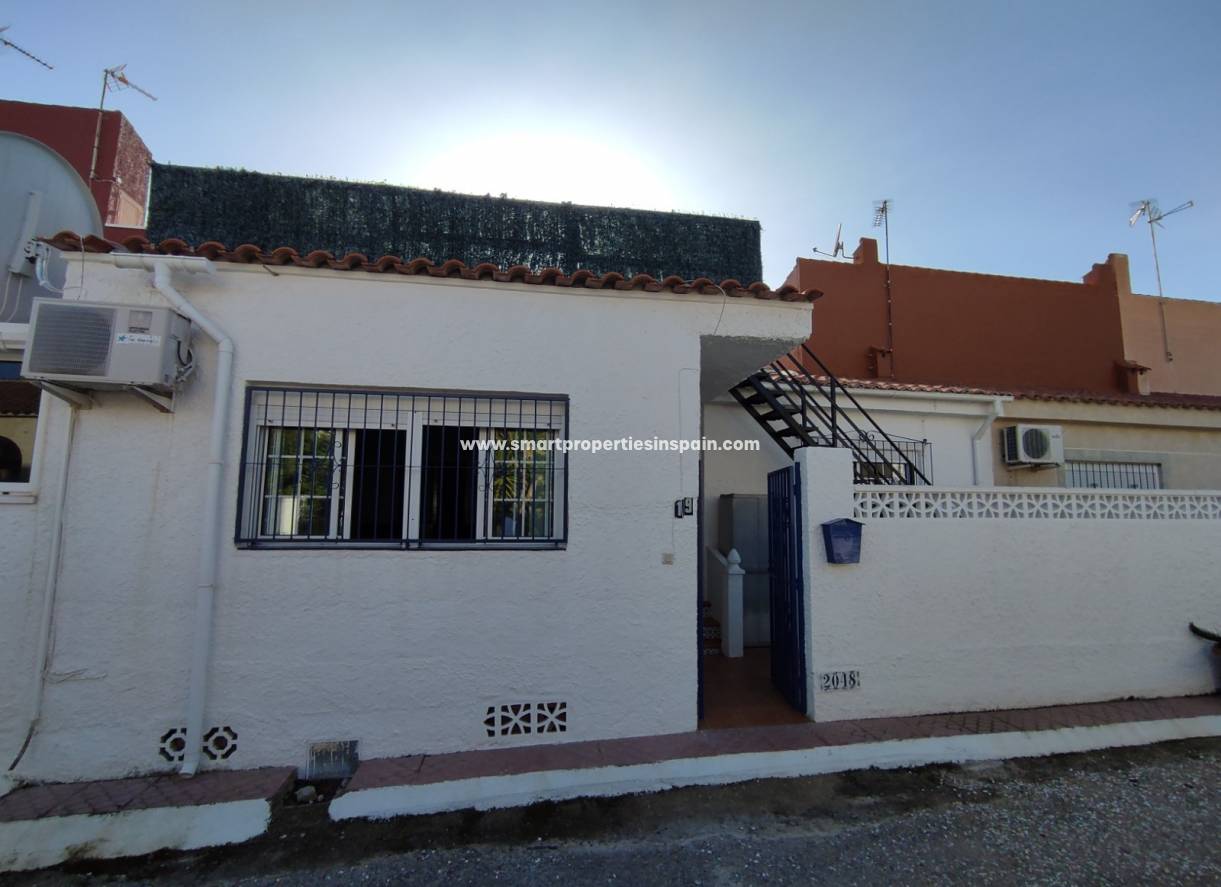 Wederverkoop - Townhouse - La Marina - Urbanización La Marina